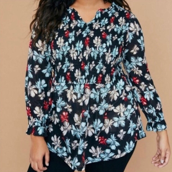 Lane Bryant Smocked Floral Blouse Black Blue Sz 14/16 - Picture 1 of 7